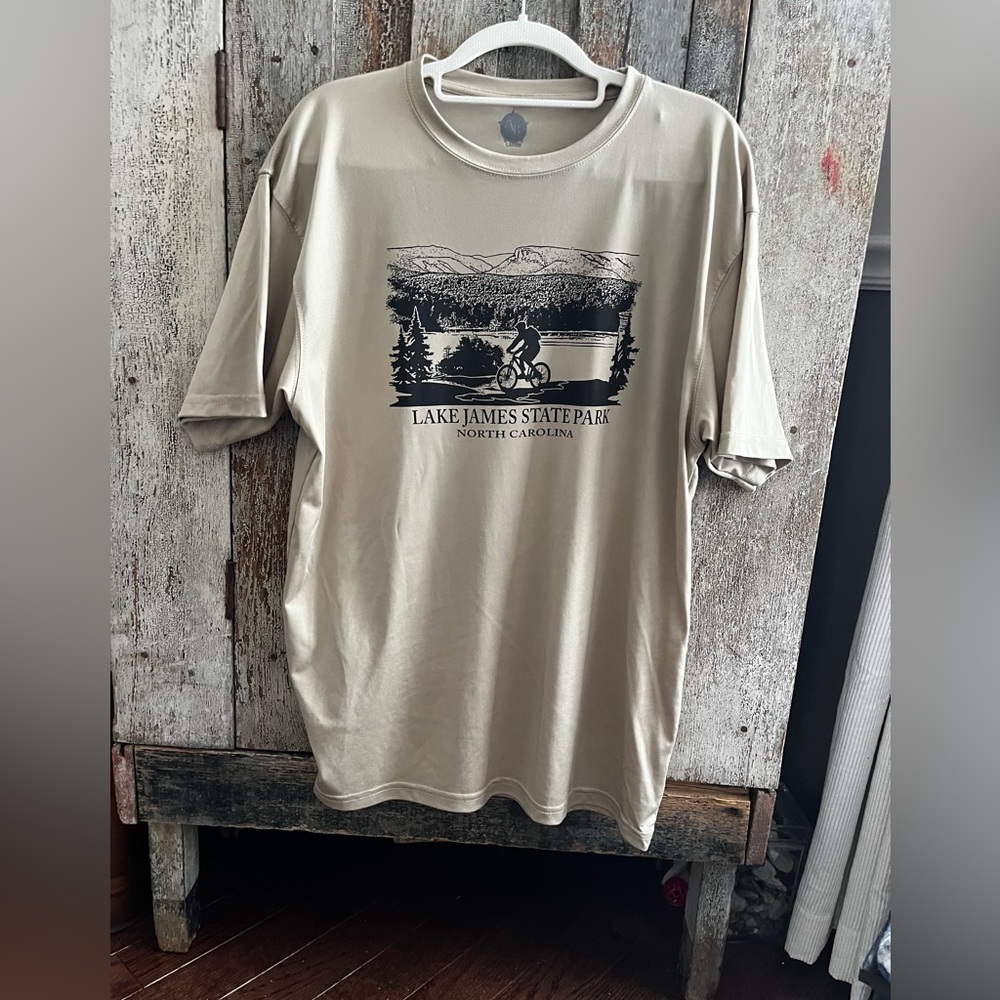 Lake James State Park Dry Fit T-shirt Men’s Sz L
